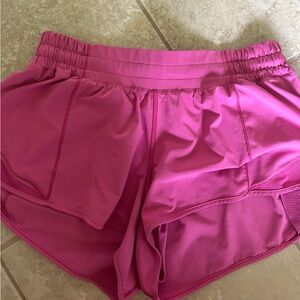lululemon pink hottie hots